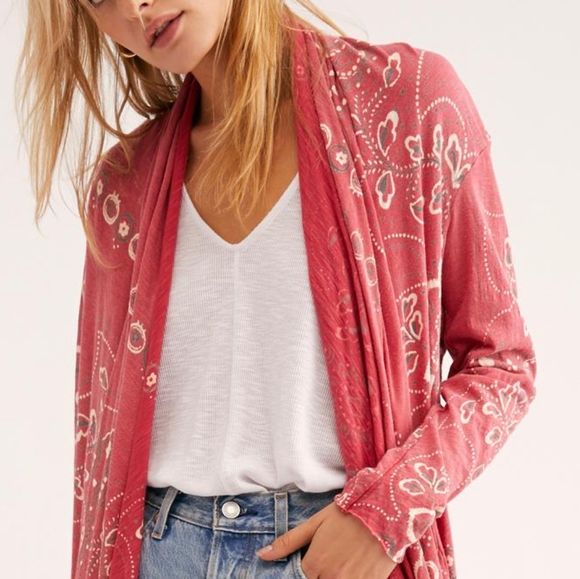 New Magnolia Pearl Stargazer Cardi Red 